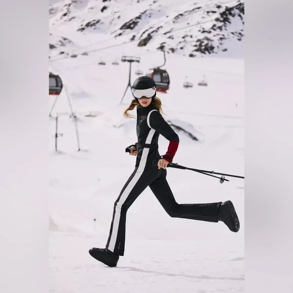 完売品【新品未使用】ZARA SKI COLLECTION XS ZARA NEW WOMAN WINDPROOF AND WATERPROOF JUMPSUIT SKI